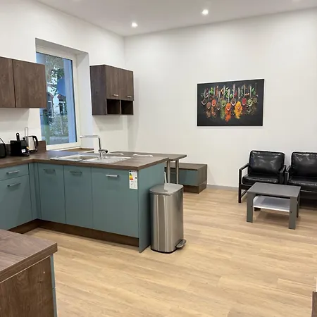 Exklusives City-zimmer, Gemeinschaftsbad Und Kueche هيرن