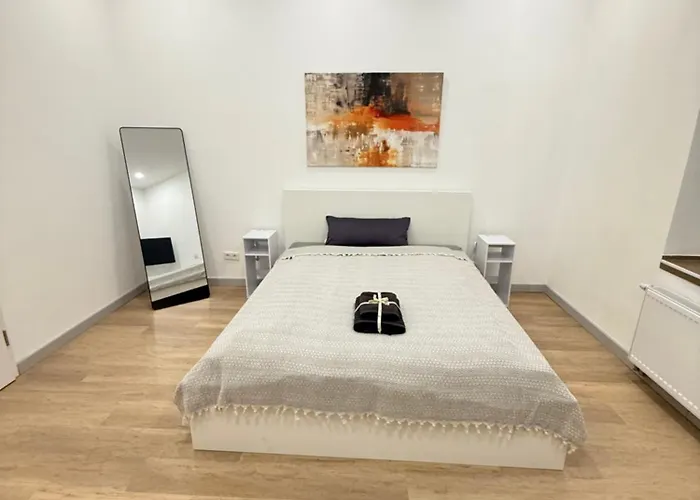 Exklusives City-zimmer, Gemeinschaftsbad Und Kueche Privat bolig